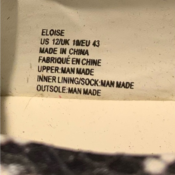 🌸🌸JustFab Monochrome Snake Print Slip-On Sneakers - Picture 4 of 4